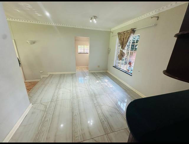4 BEDROOM FREESTANDING FOR SALE IN CHASE VALLEY HEIGHTS